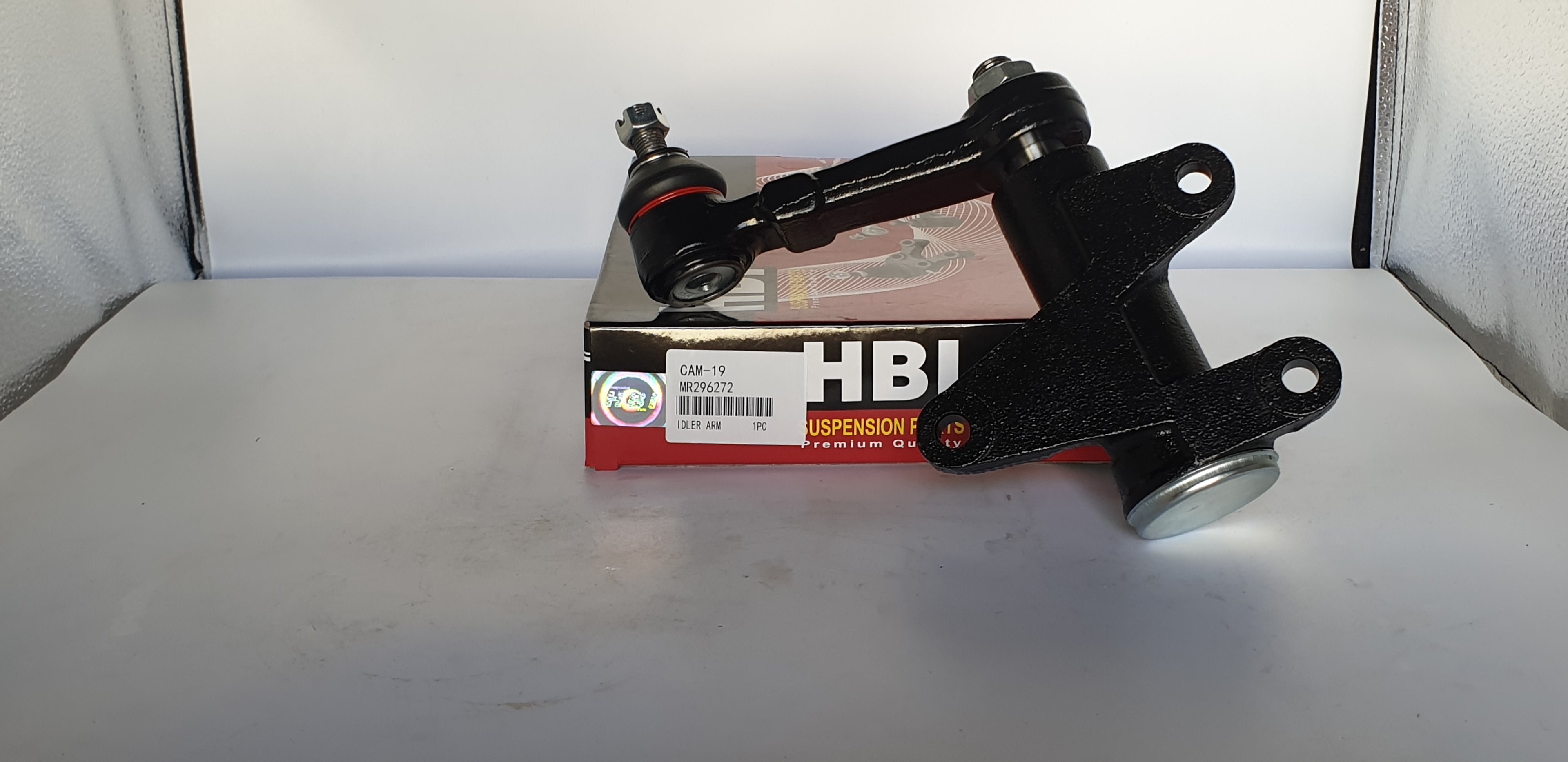 Idler Arm CAM-19, MR296272 – Heavy-Duty Steering Component