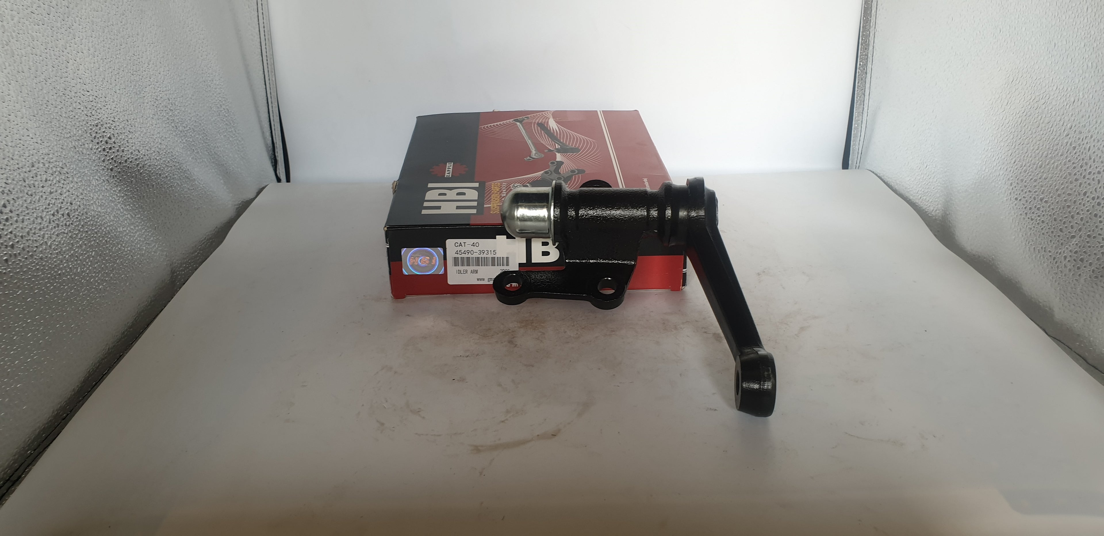 Idler Arm CAT-40, 45490-39315 – Heavy-Duty Steering Component