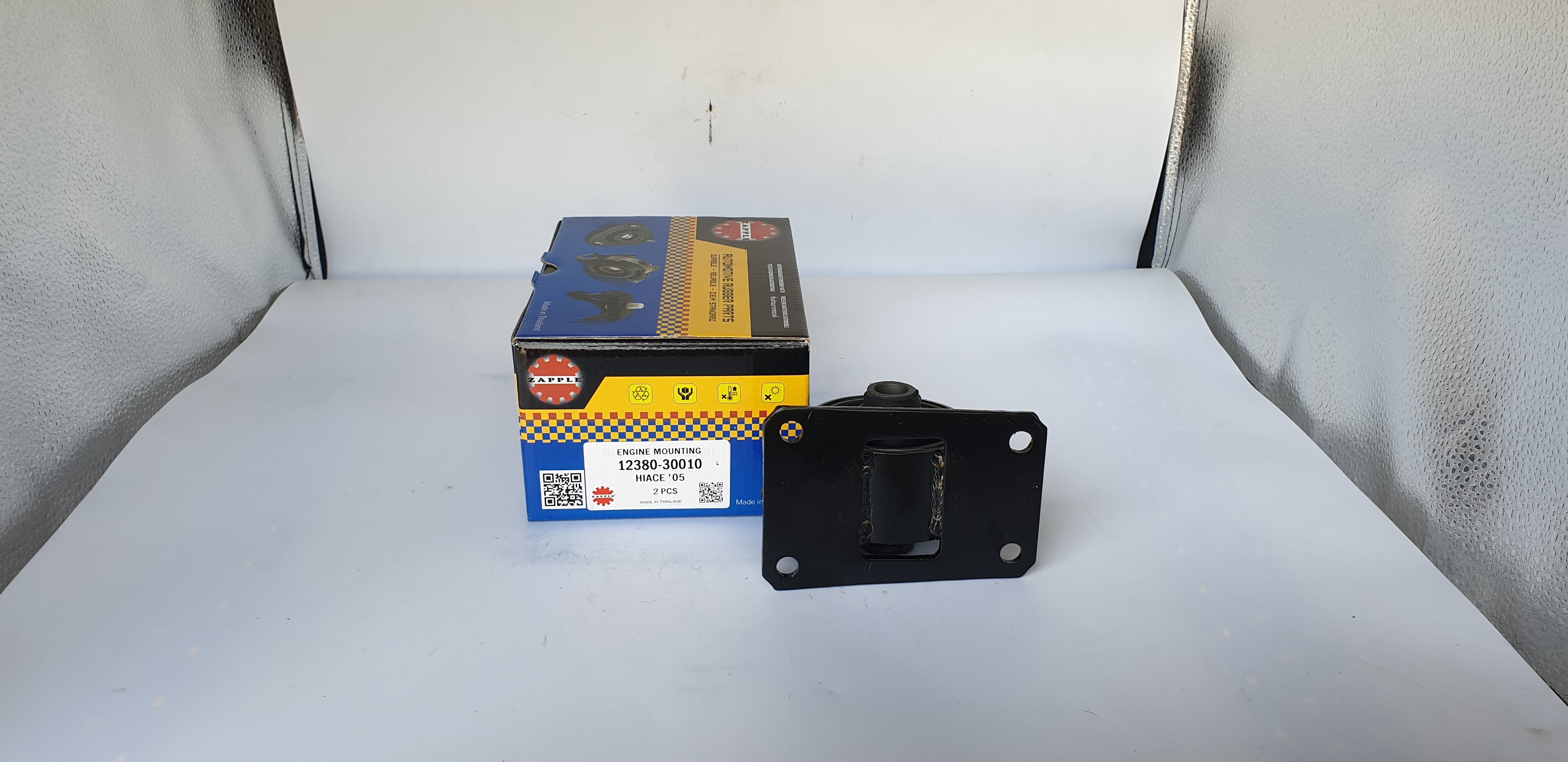 ZAPPLE Engine Mounting 12380-30010 HIACE 05