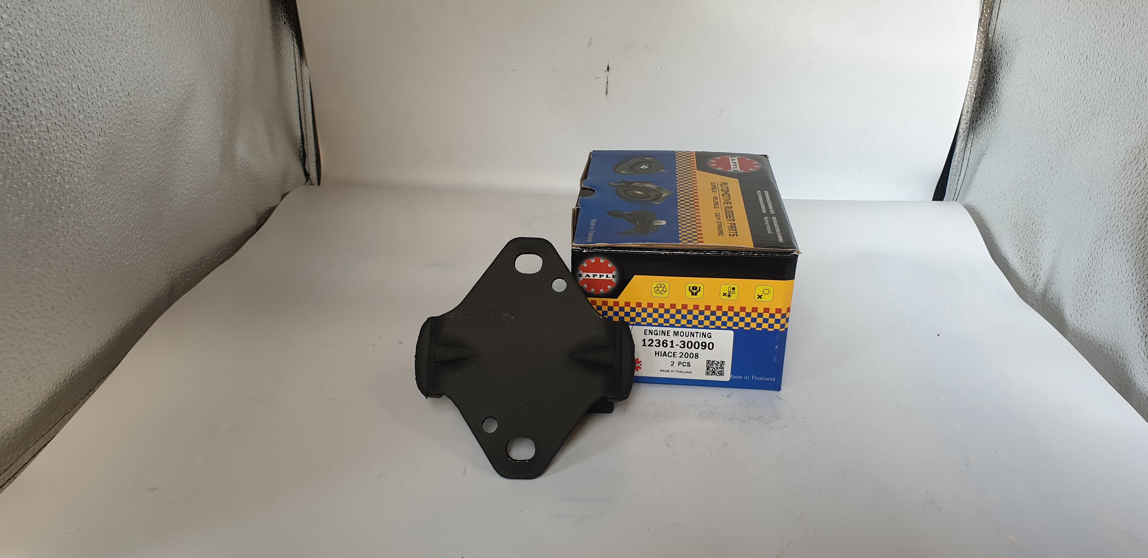 ZAPPLE Engine Mounting 12361-30090 HIACE 2008