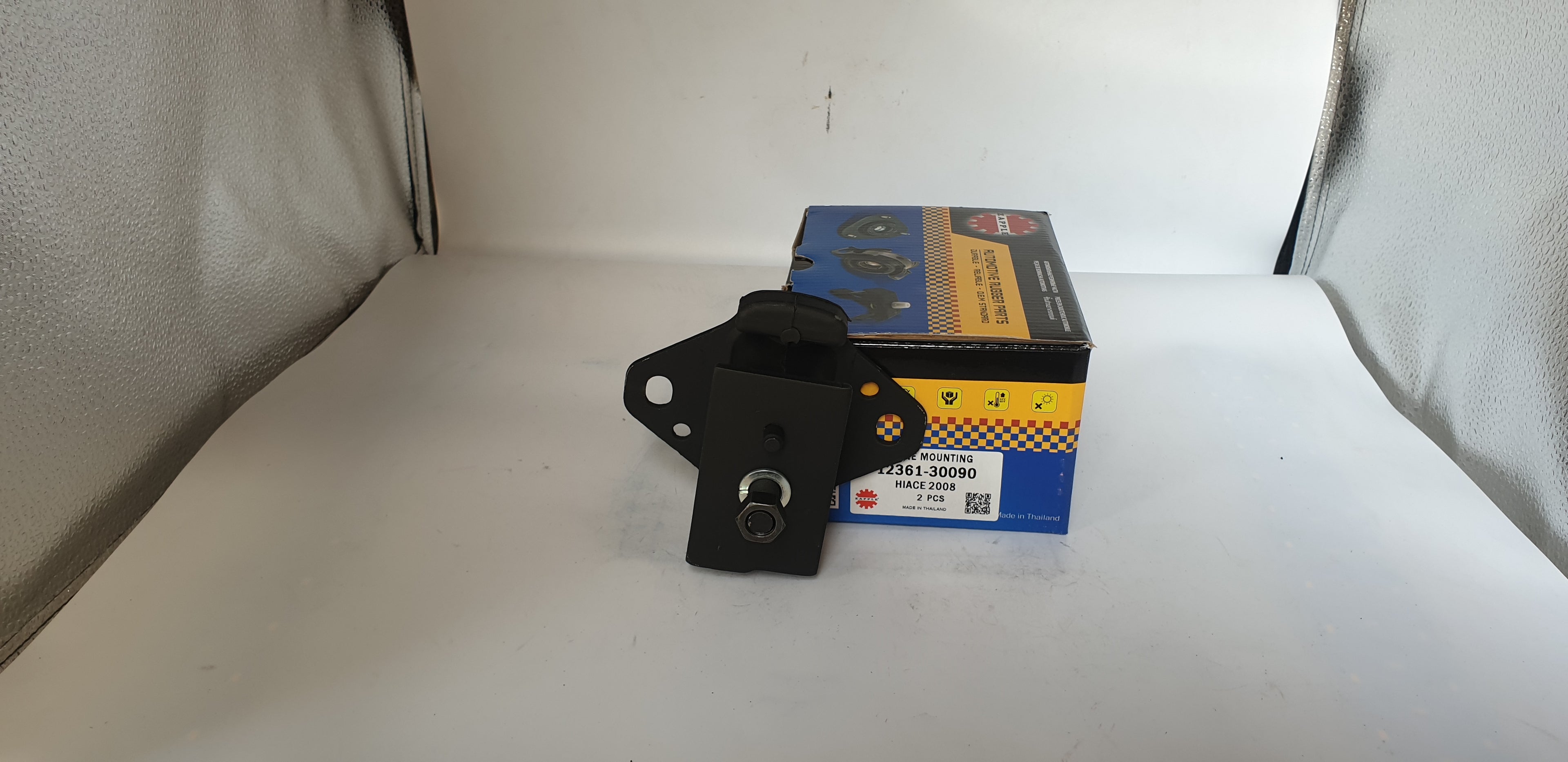 ZAPPLE Engine Mounting 12361-30090 HIACE 2008