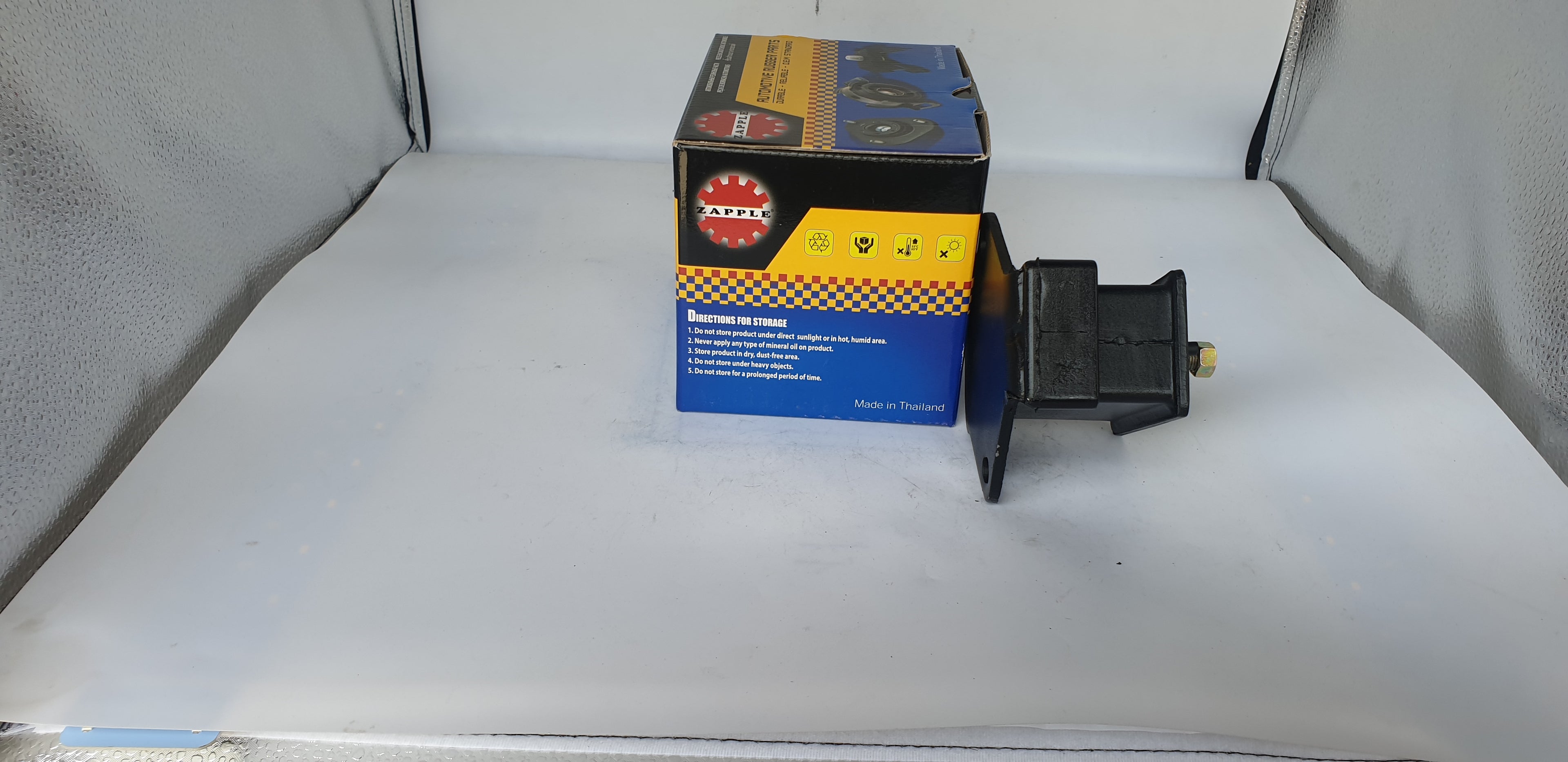 ZAPPLE Engine Mounting MR151375 MITSUBISHI