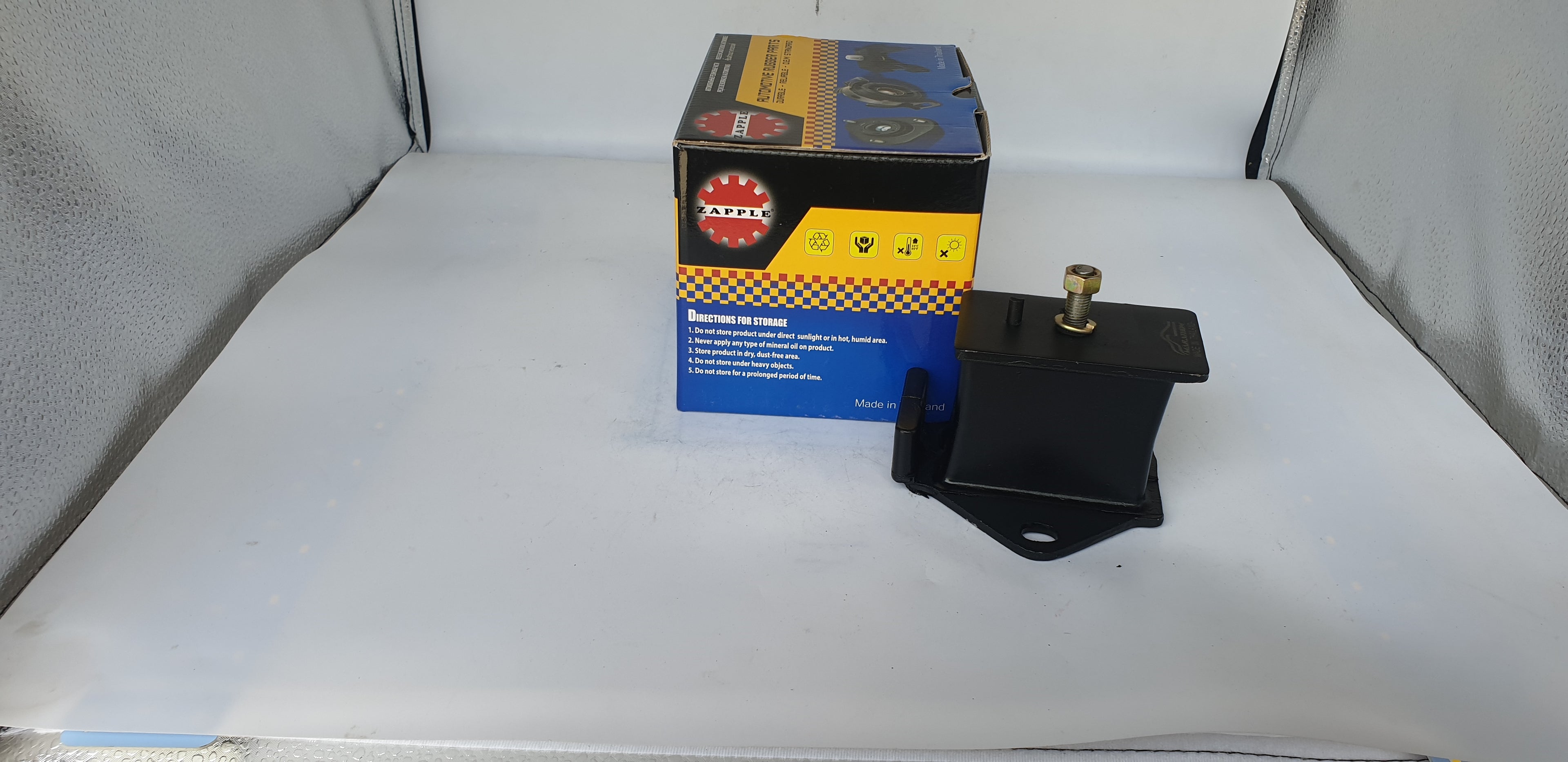 ZAPPLE Engine Mounting MR151375 MITSUBISHI