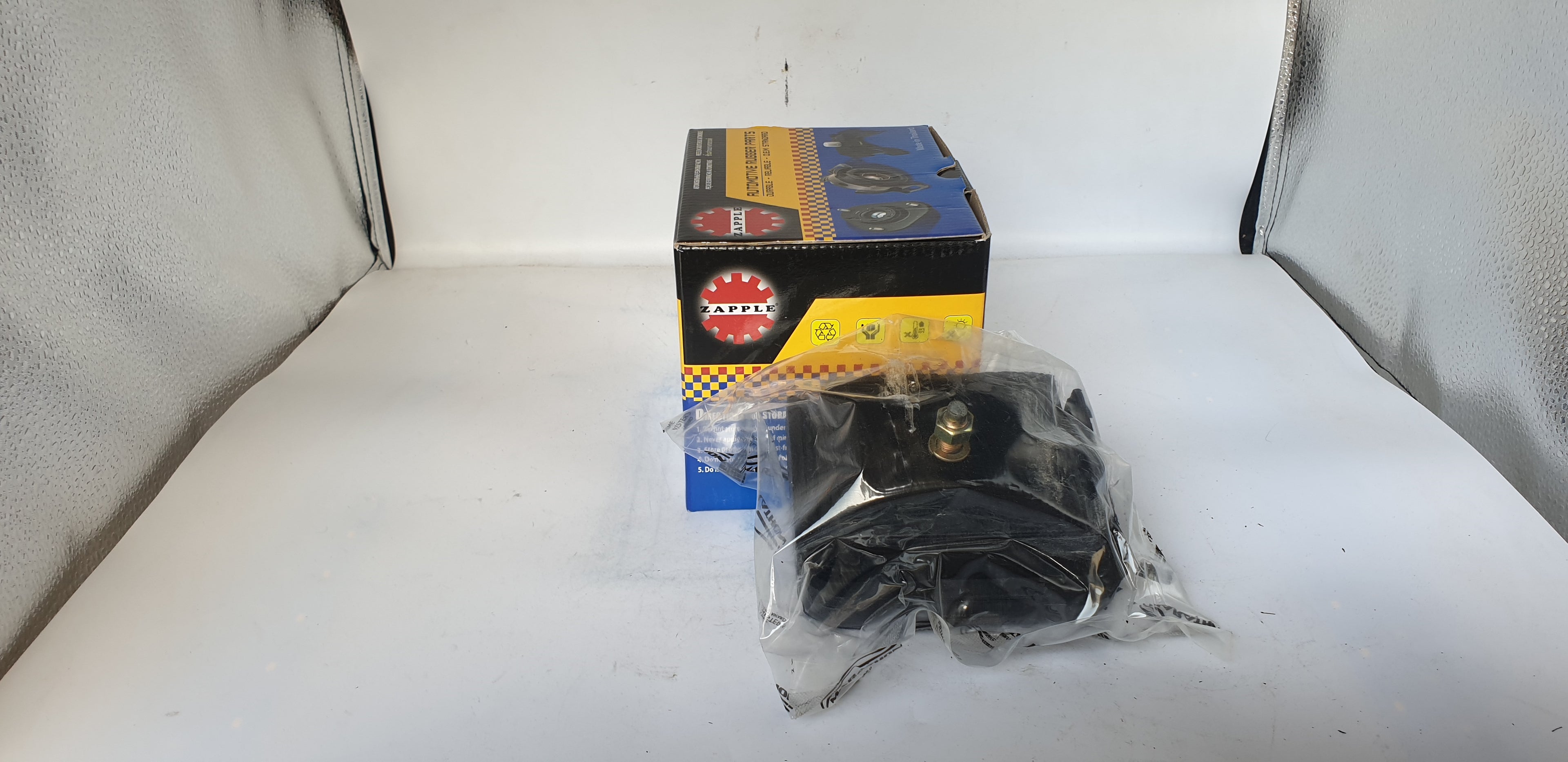 ZAPPLE Engine Mounting W023-39-040,W023-39-040A MAZDA
