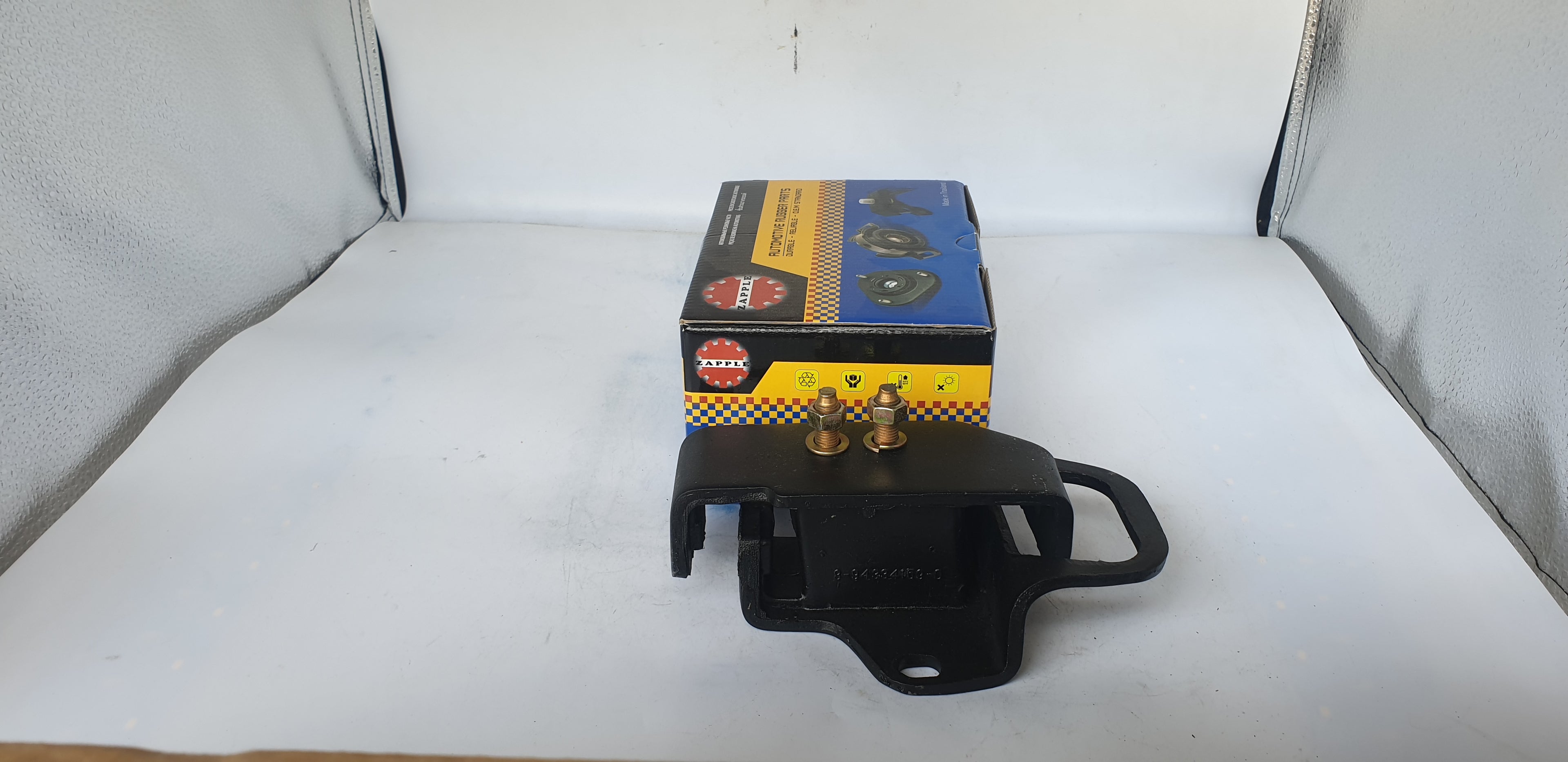 ZAPPLE Engine Mounting 8-94482-408-0 , 8-94334-159-0 ISUZU