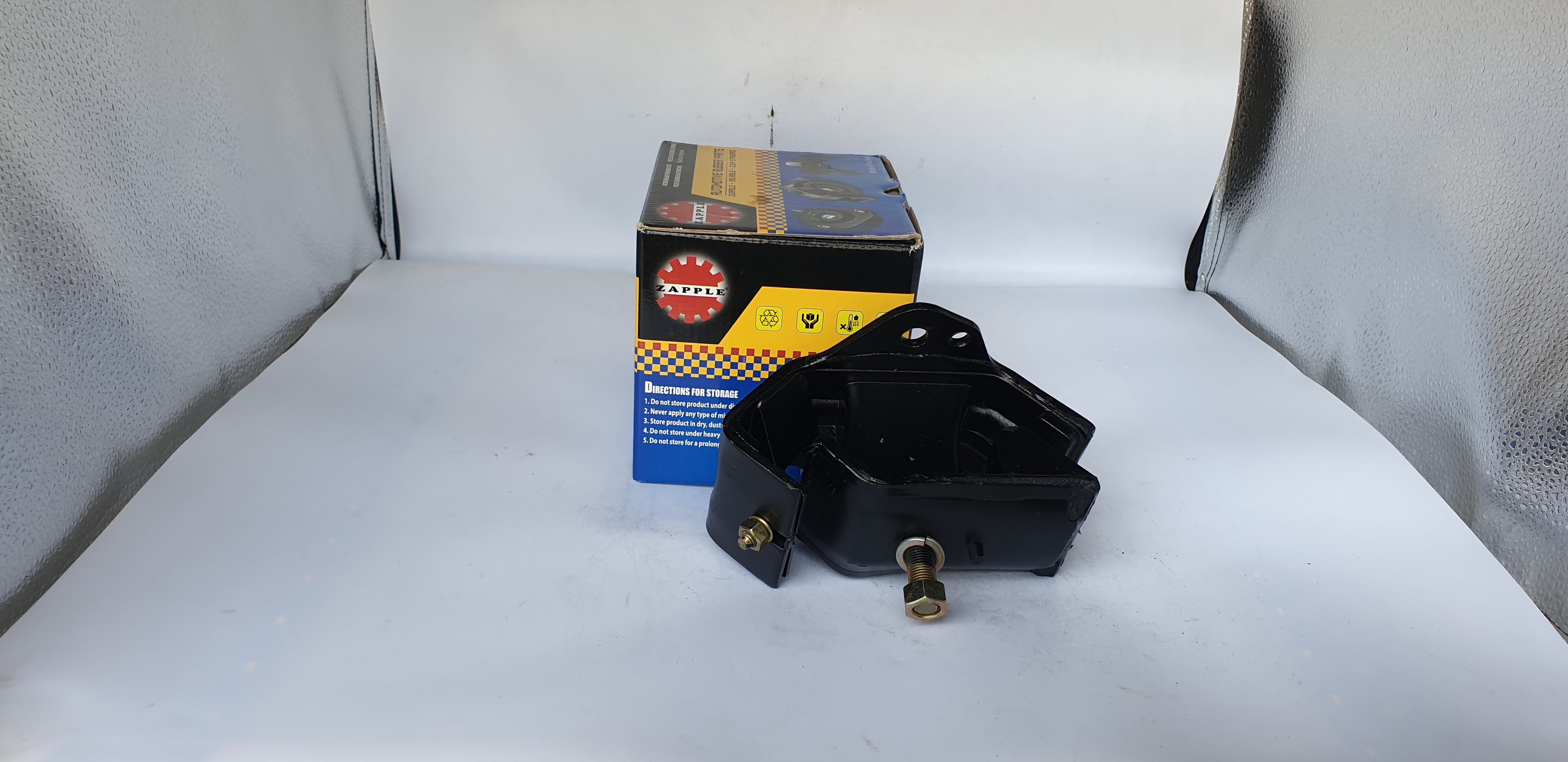 ZAPPLE Engine Mounting 11220-VK100 NISSAN