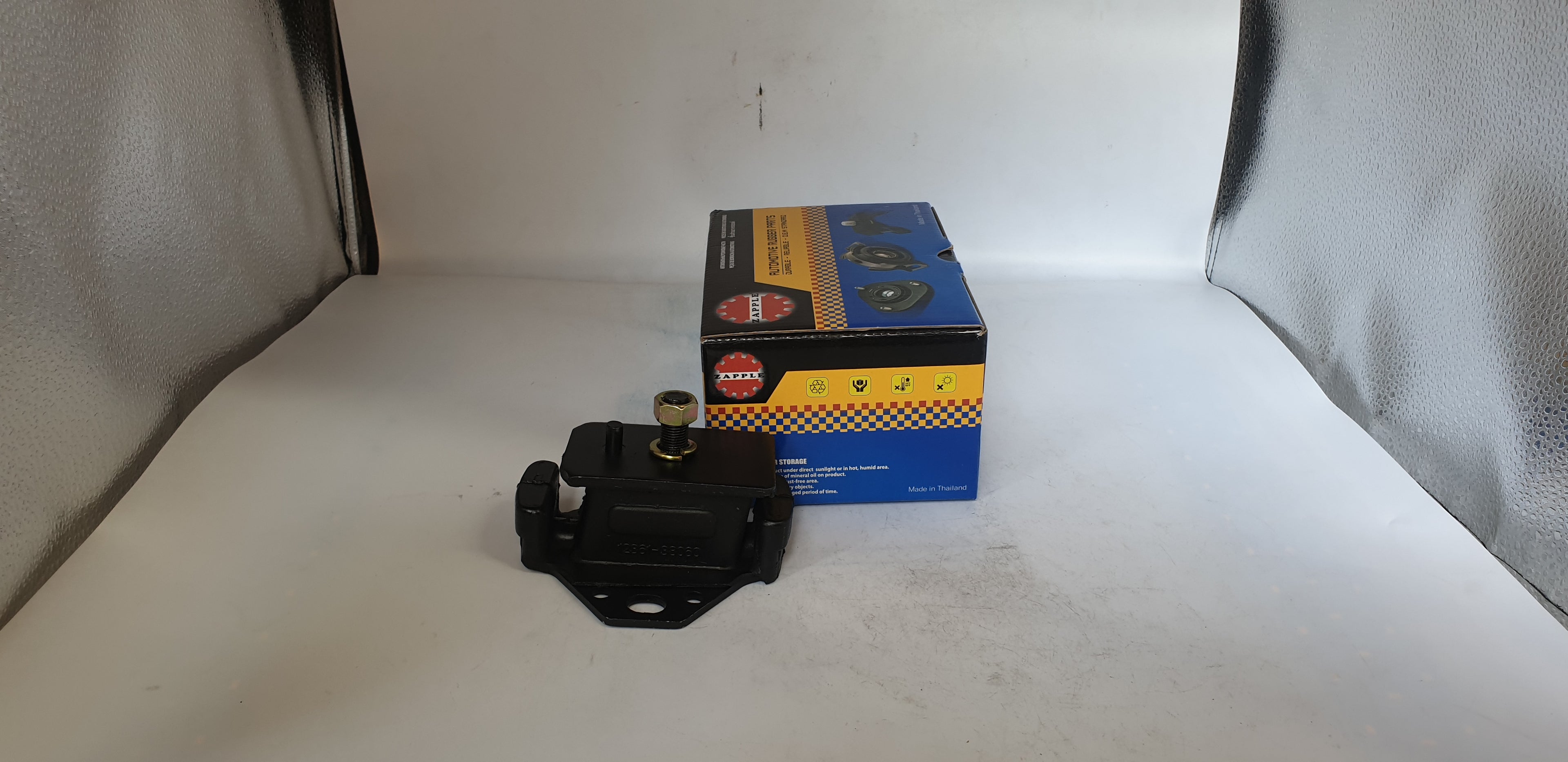 ZAPPLE Engine Mounting 12361-54250 TOYOTA LN56 B