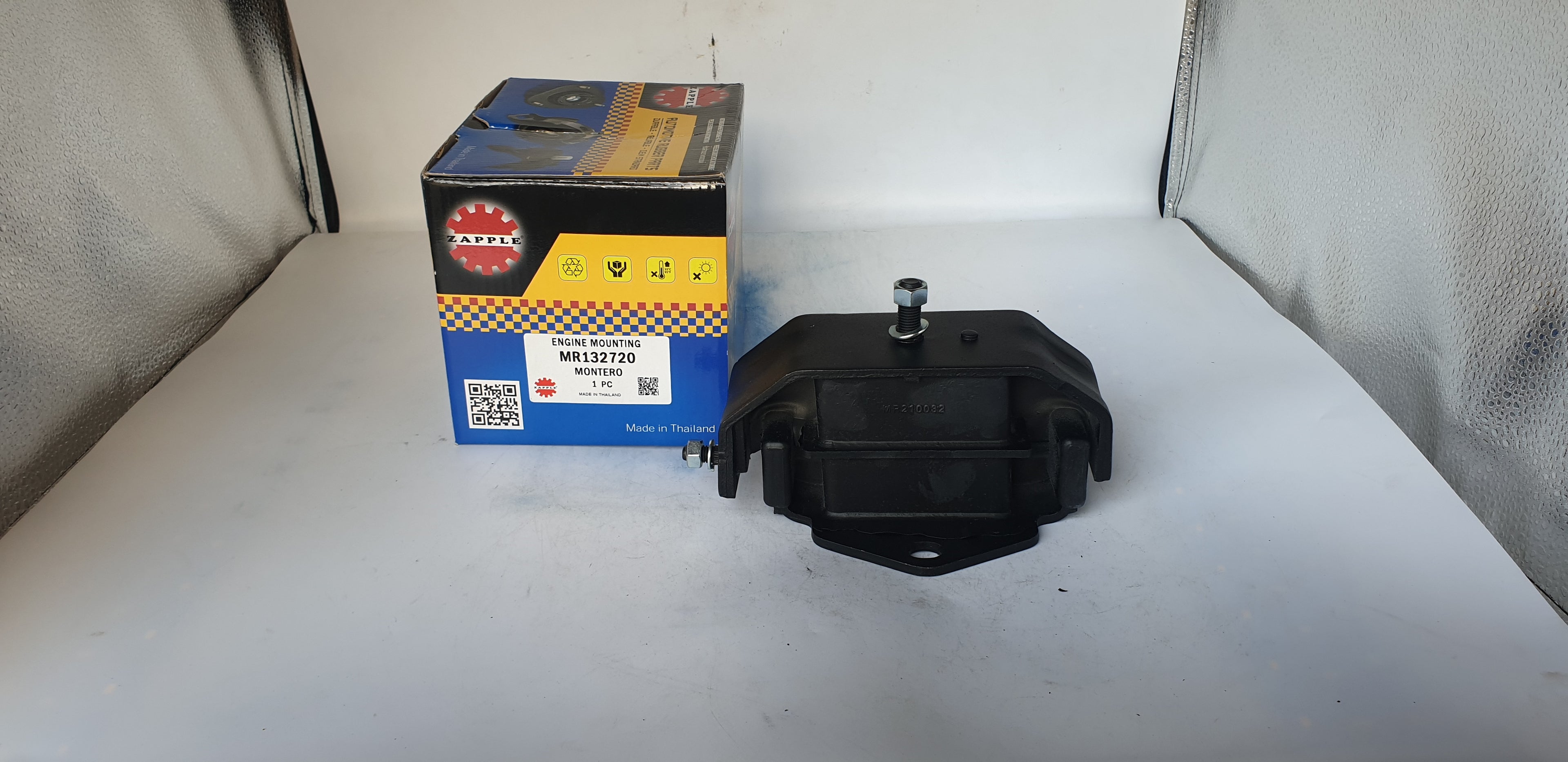ZAPPLE Engine Mounting MR132720 MONTERO