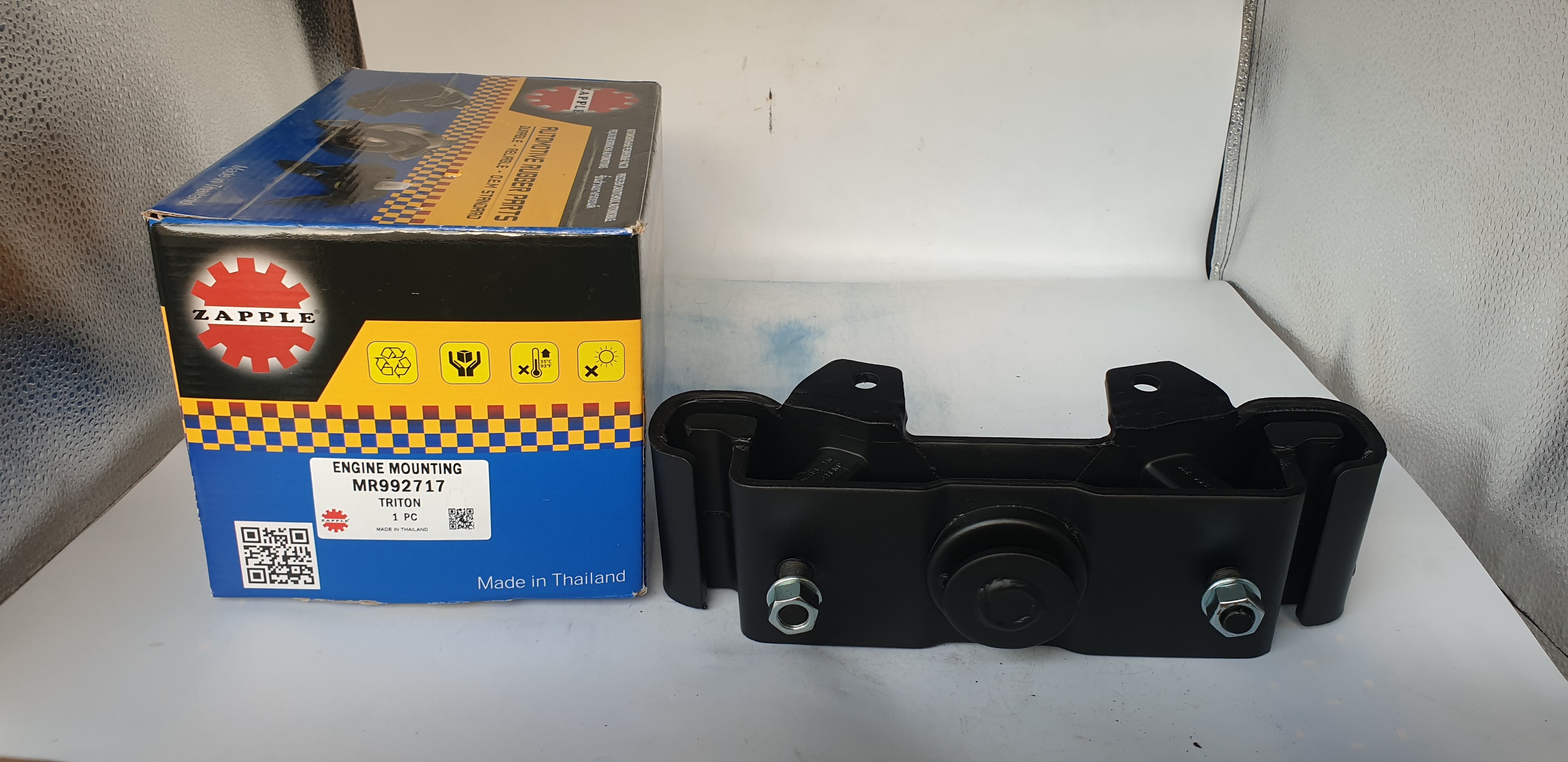 ZAPPLE Engine Mounting MR992717 TRITON